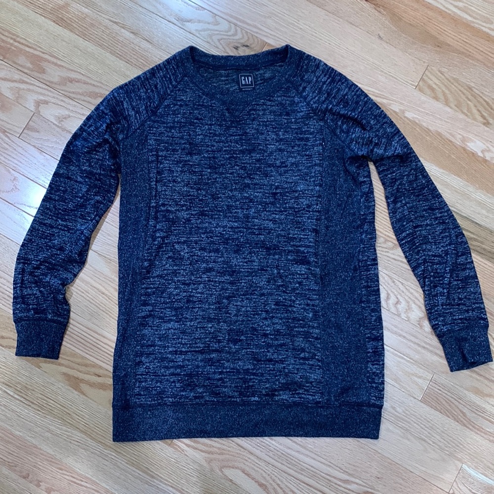 GAP Maternity nursing sweater